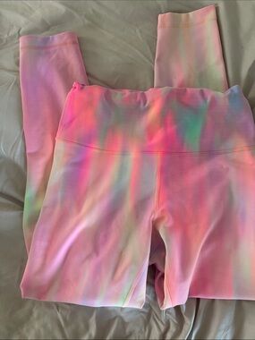 Lululemon Wunder Train size 8 25in Multicolor Leggings